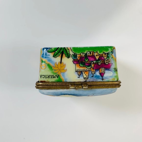 VTG Agiftcorp Boston Trinket Box Clipper Ship 2" Map of World Gold Tone Flower - Picture 13 of 16